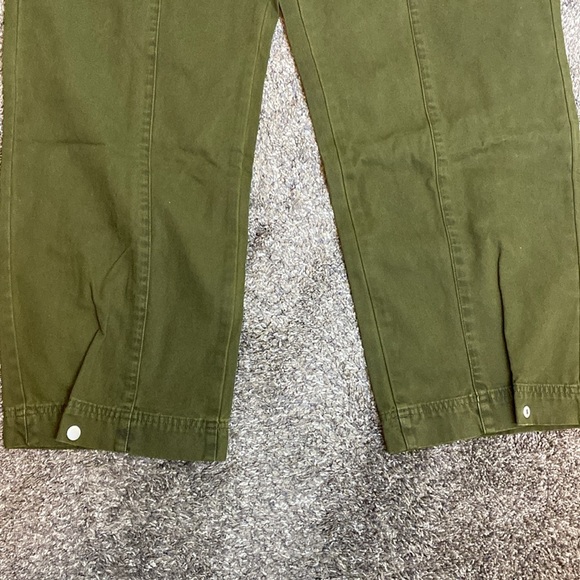 Forever 21 Women’s Straight Leg Pants sz XL Olive Color NWT - Picture 4 of 7